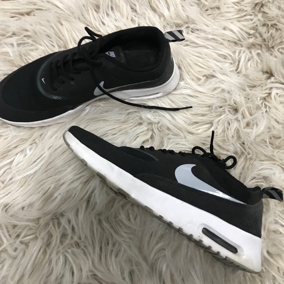 Nike Airmax Thea - Picture 2 of 4